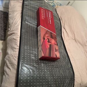 Megelin Red and Near Infrared Light Therapy Mat for Full Body Pain Relief